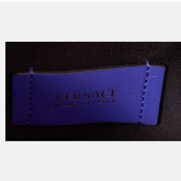 Versace La Medusa leather Zipper/Card holder wallet NEW (AUTHENTIC) - Picture 11 of 16